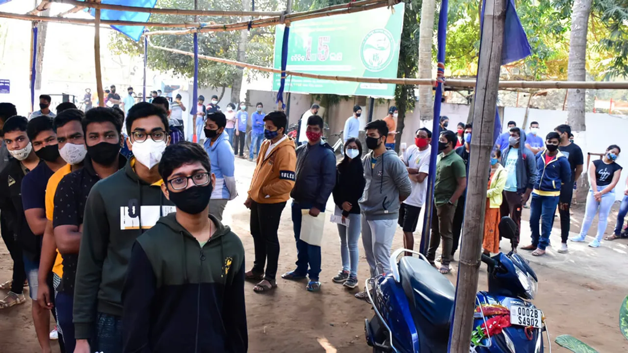 Odisha Health Expert Plays Down Omicron Threat On Children 