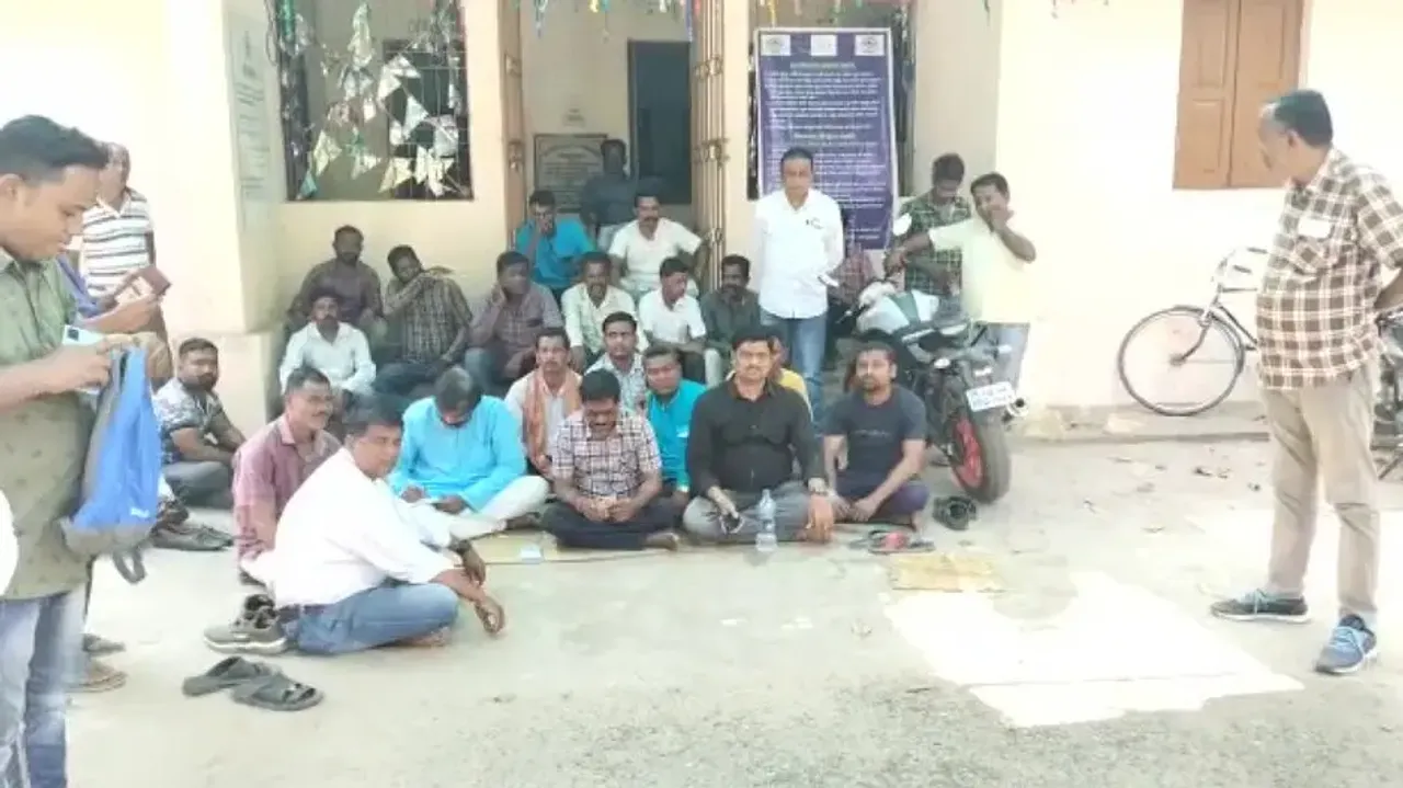 Pattamundai Block Chairman & Supporters Sit On Dharna