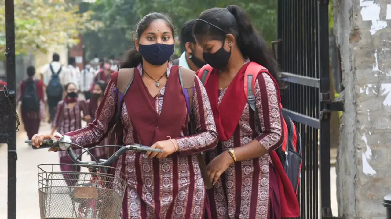 UGC Asks Colleges, Universities To Award Degree To Students Within Prescribed Timeline