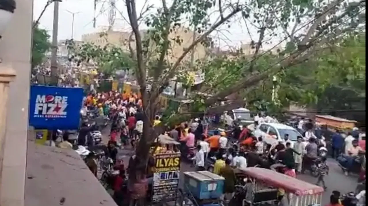 Several hurt as clashes break out in Delhi's Jahangirpuri, police on high alert
