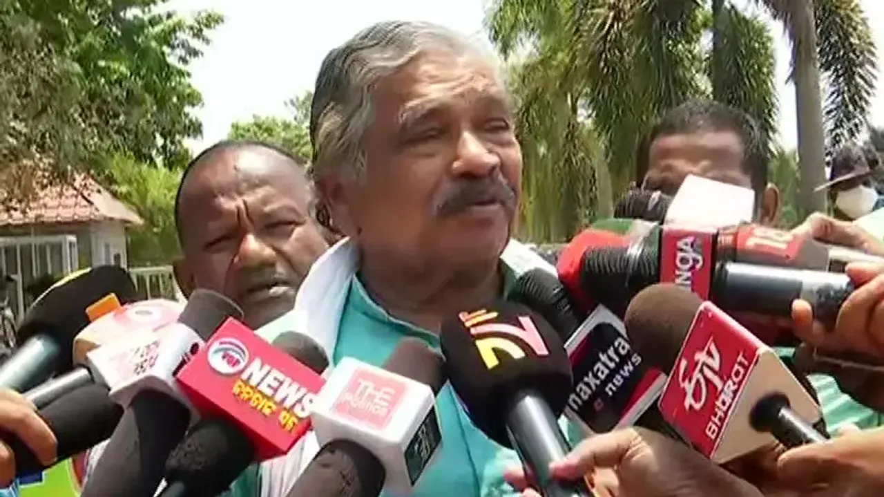 #Watch: Congress leader Suresh Routray drops bombshell, says CM Naveen selects OPCC chief