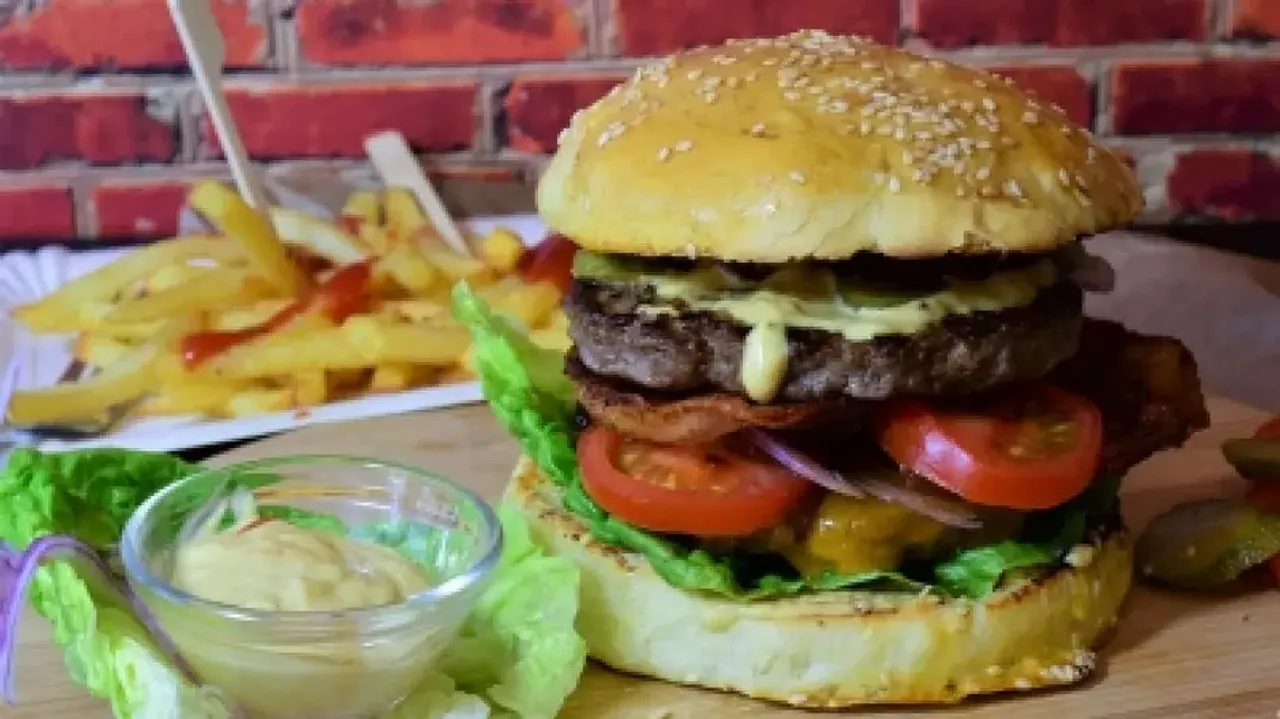 Intense exercise while dieting may curb cravings for fatty food