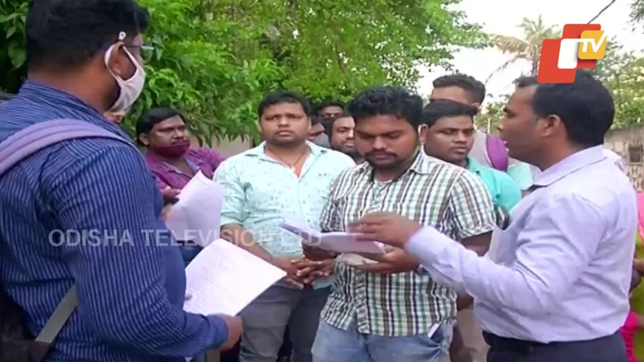 Teacher Aspirants Allege Corruption In Recruitment Drive