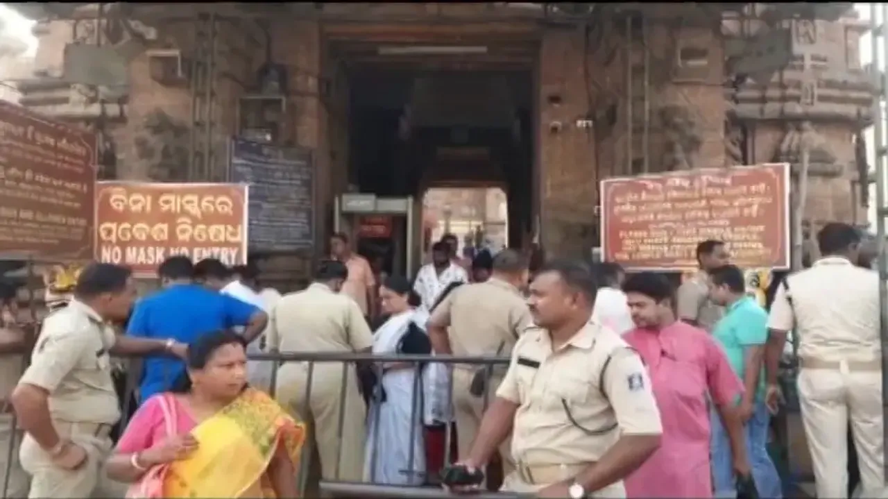 Srimandir’s west gate