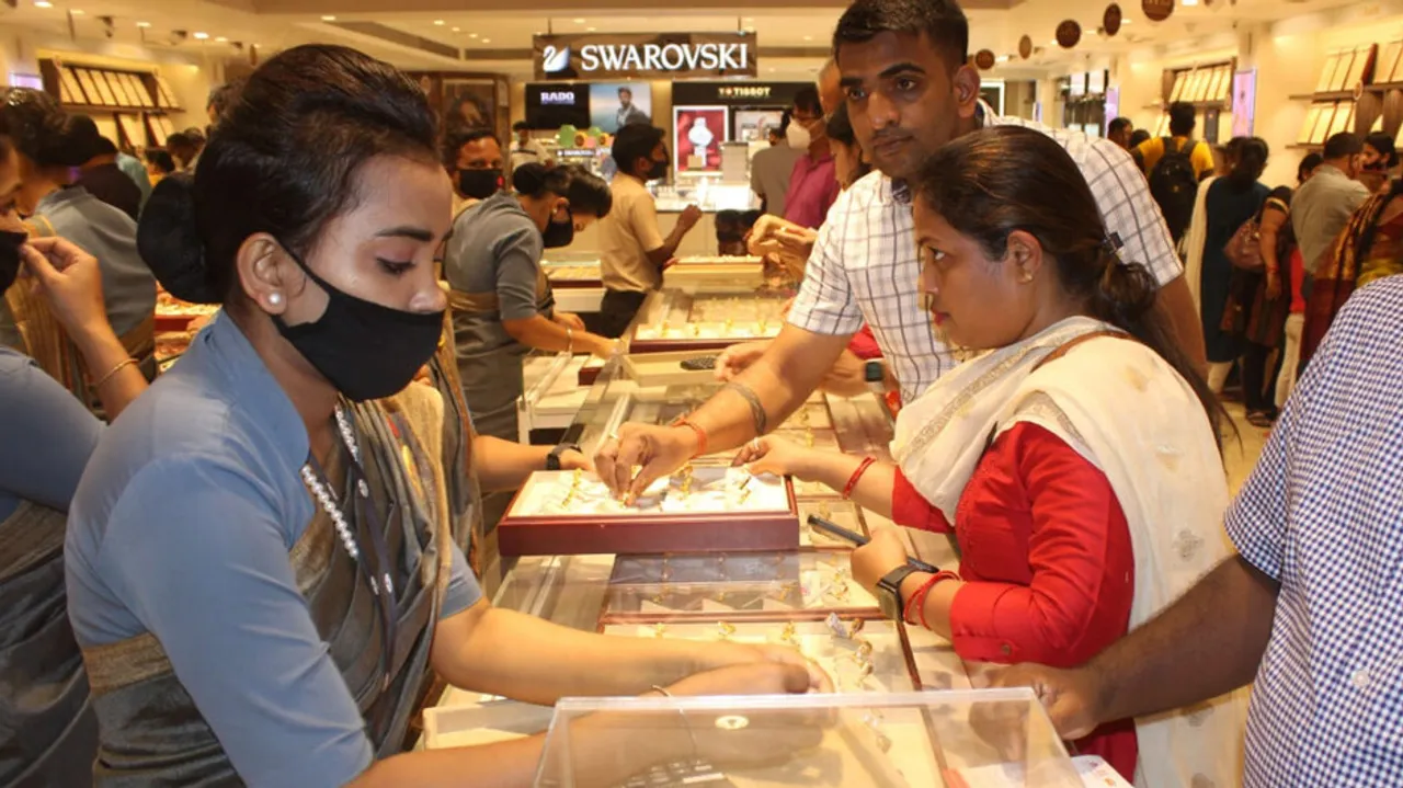 Gold & Silver see big price rise as Dhanteras kicks in in Odisha