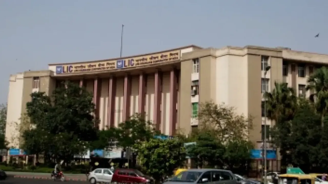 LIC IPO Day 3: QIB sees halfway mark, NII subscribed 76%, overall issue 1.38 times