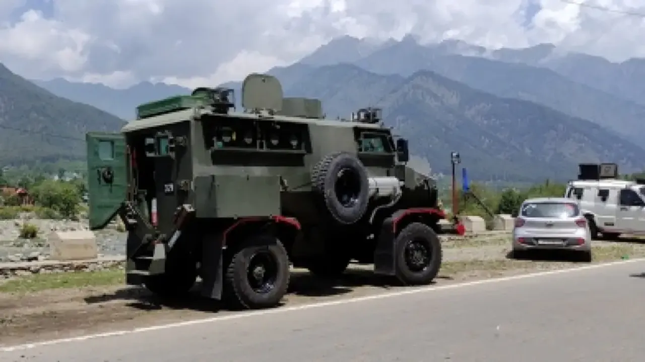 Oldest surviving Hizb terrorist among 3 militants killed in Kashmir