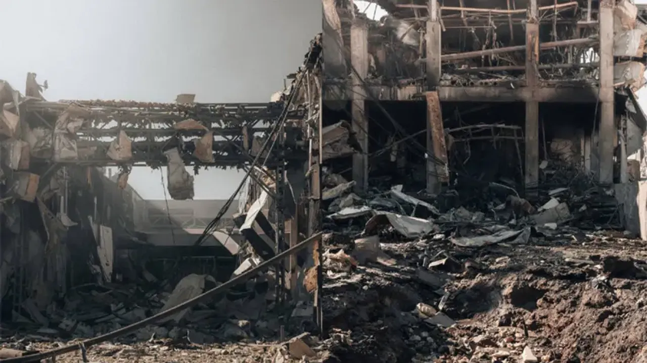 Warnings of global food shortage as missiles hit Odesa