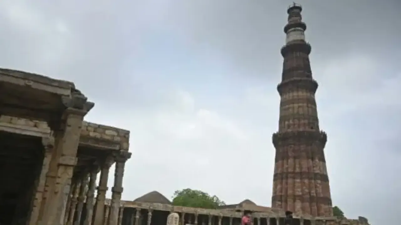 Hindu sculptures exist, but worship against the law: ASI on Qutub Complex