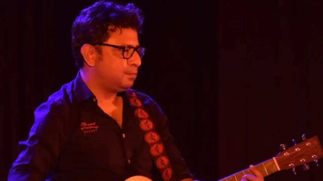 Singer Rupankar Bagchi apologises for anti-KK remarks, deletes FB post