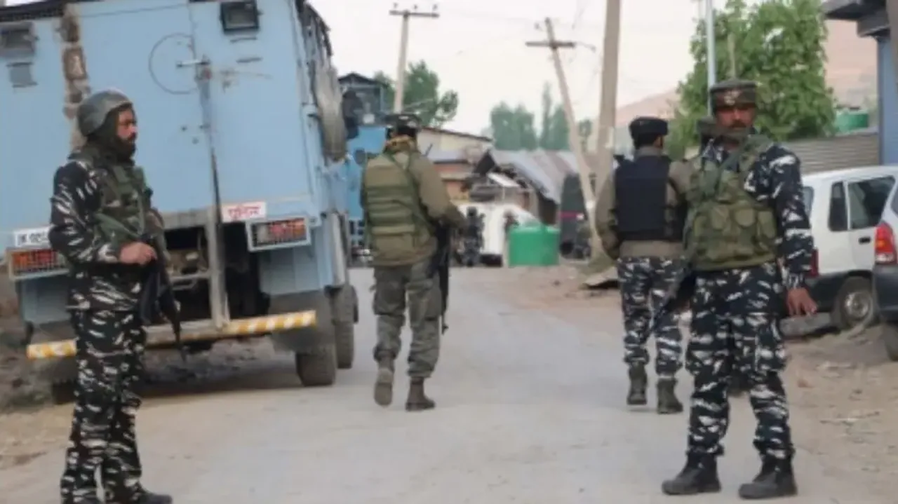 Security forces making cordon & search
