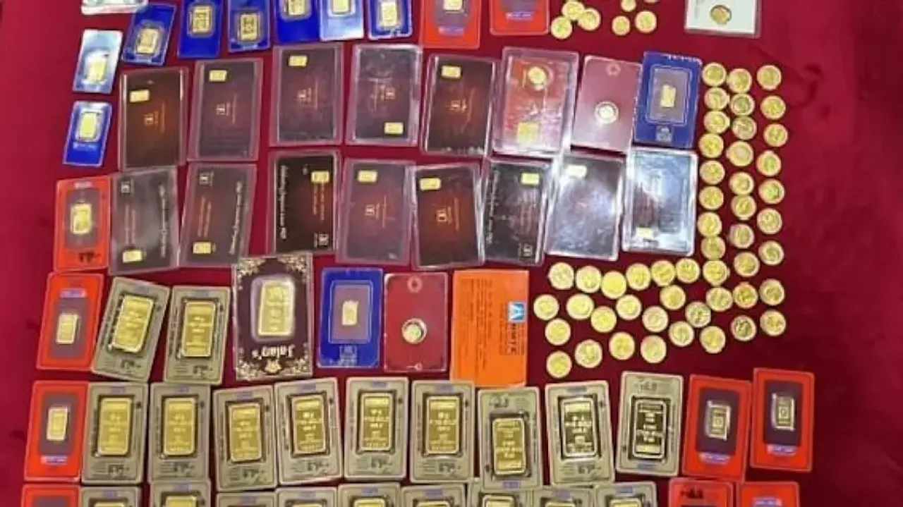 ED finds Rs 2.85 cr cash, gold during raids linked to Satyendar Jain