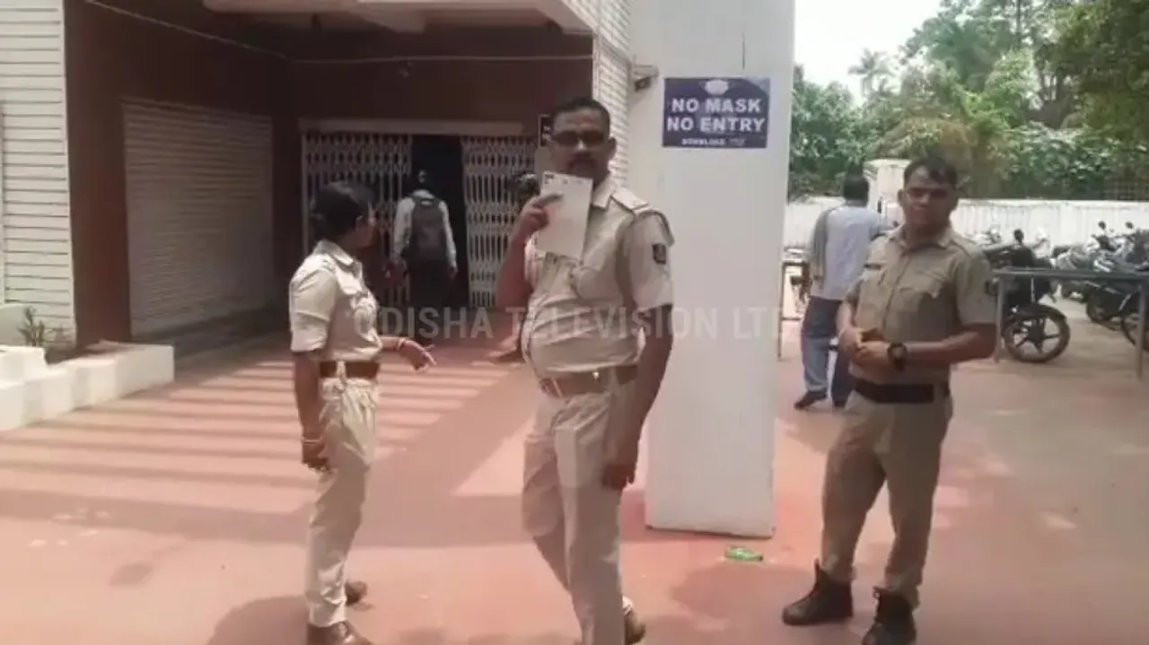 Daylight loot in Bhadrak: Man robbed of Rs 12 lakh near bank 