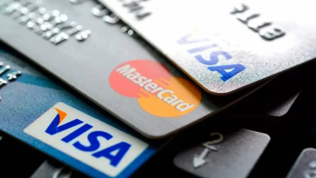 Credit Card: Good or bad, Now or never?