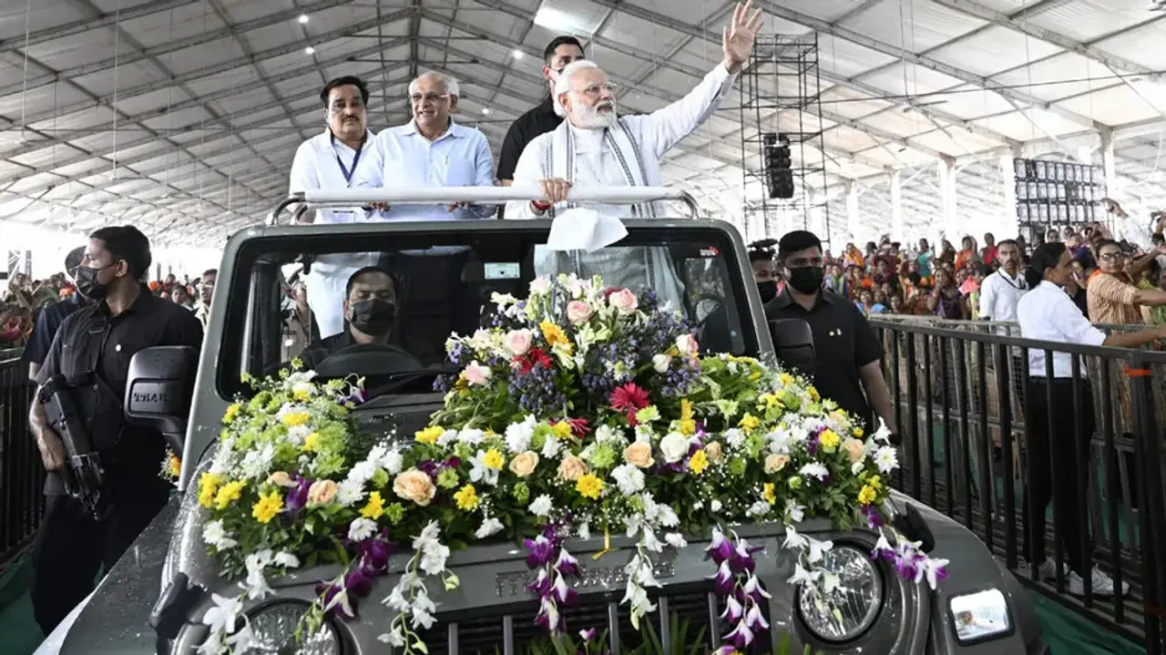PM Modi inaugurates projects worth Rs 21K cr, says Vadodara nurtured him like a mother
