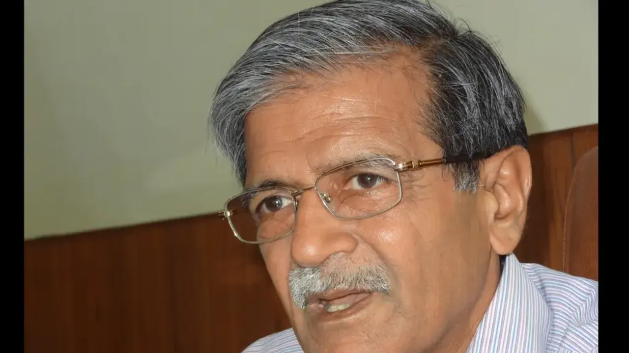 Plea seeks AG's consent to initiate contempt against ex-HC judge, 2 advocates for comments against S
