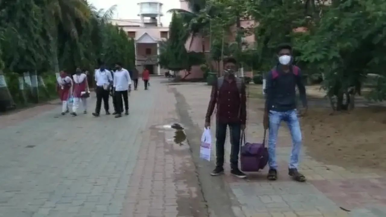 27 students of Cuttack college test Covid positive, classes suspended