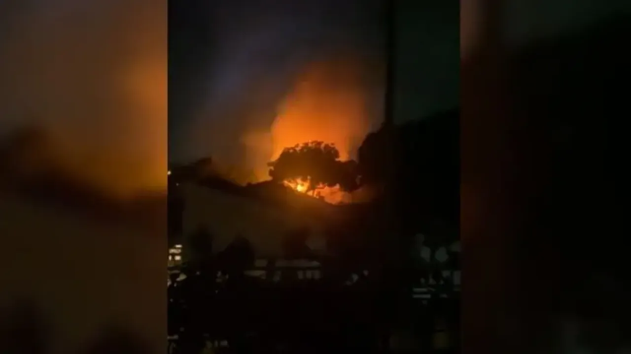 Angry protesters set fire to Sri Lanka PM's private house