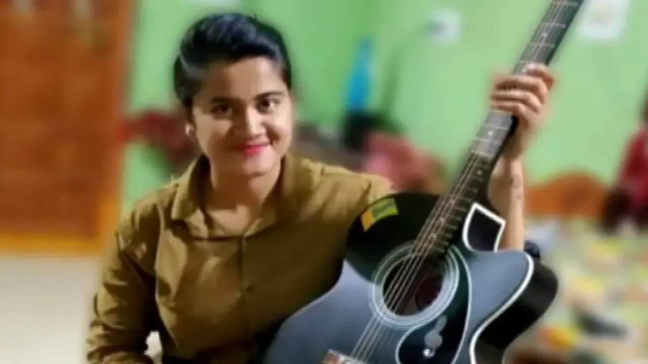 Female PET found hanging in Nabarangpur