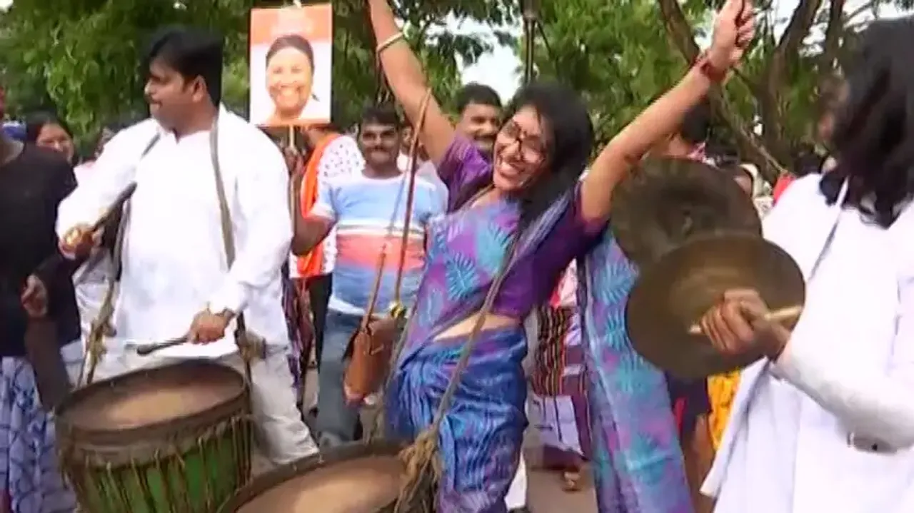 NDA Prez nominee Draupadi Murmu surges ahead by a huge margin, only formality of announcement remain