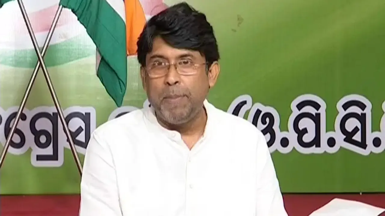 PCC Sarat Pattnayak addressing media 