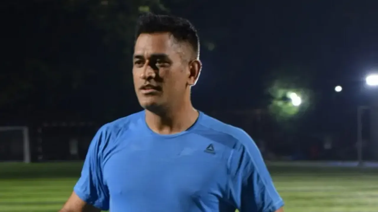 SC notice to M.S. Dhoni in arbitration proceedings against Amrapali group