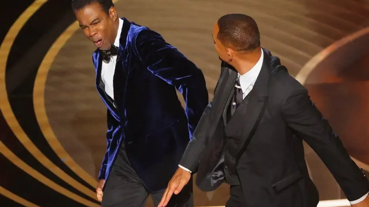 Will Smith slapping Chris Rock at the Oscars