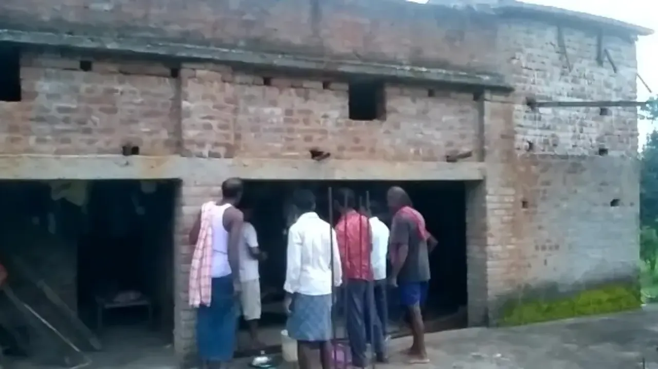 Mother-daughter duo dies in suspected suicide driven by poverty in Bolangir, kid critical
