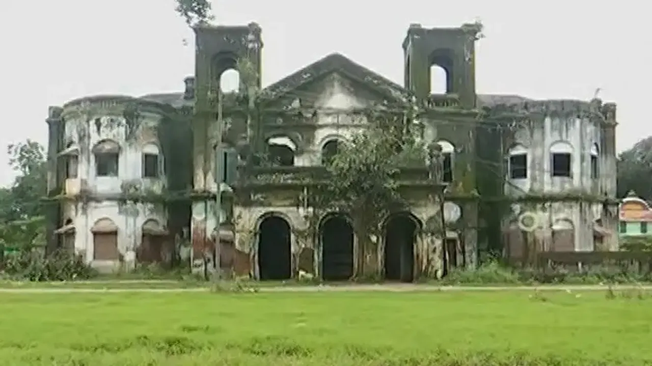 Jeypore’s pride century-old Surya Mahal cries for attention 