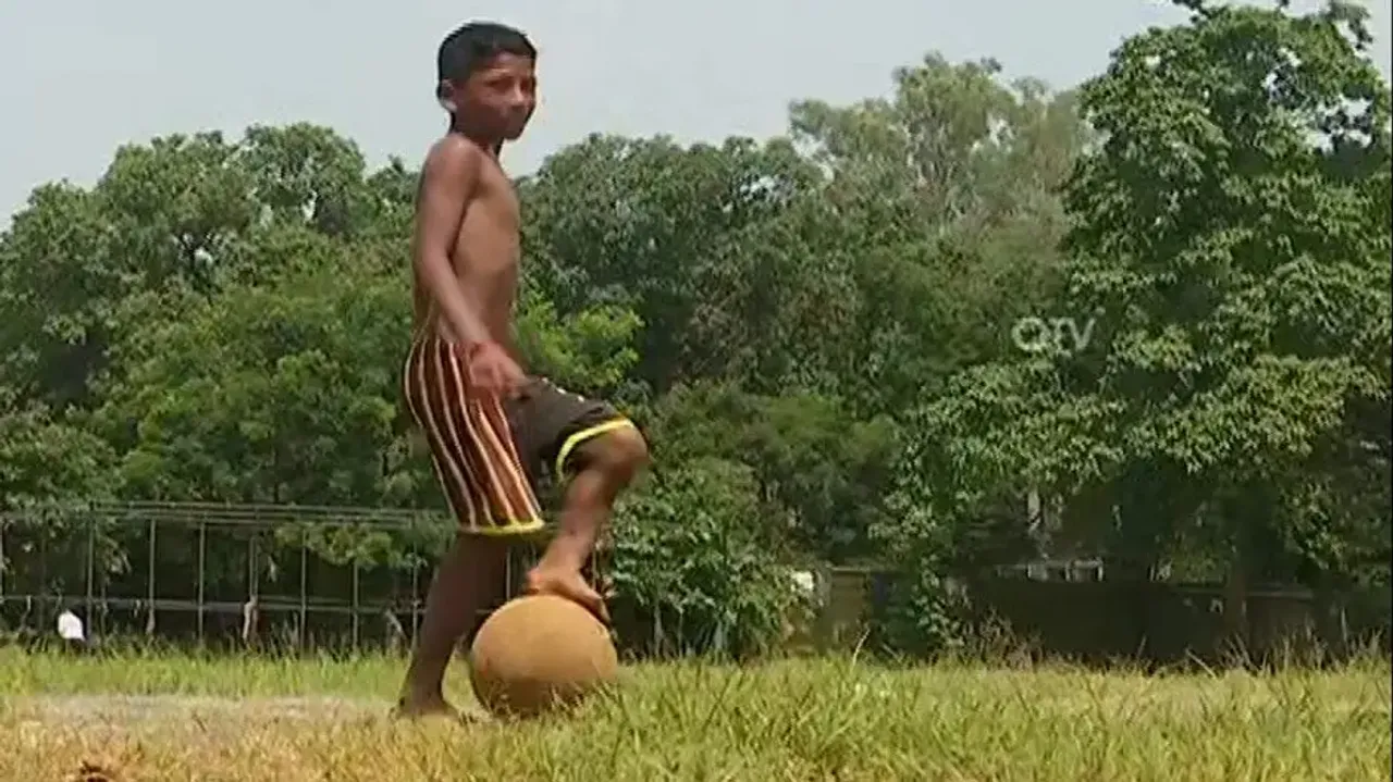Inspiring! Freak mishap couldn’t stop this Jeypore boy from becoming a football player