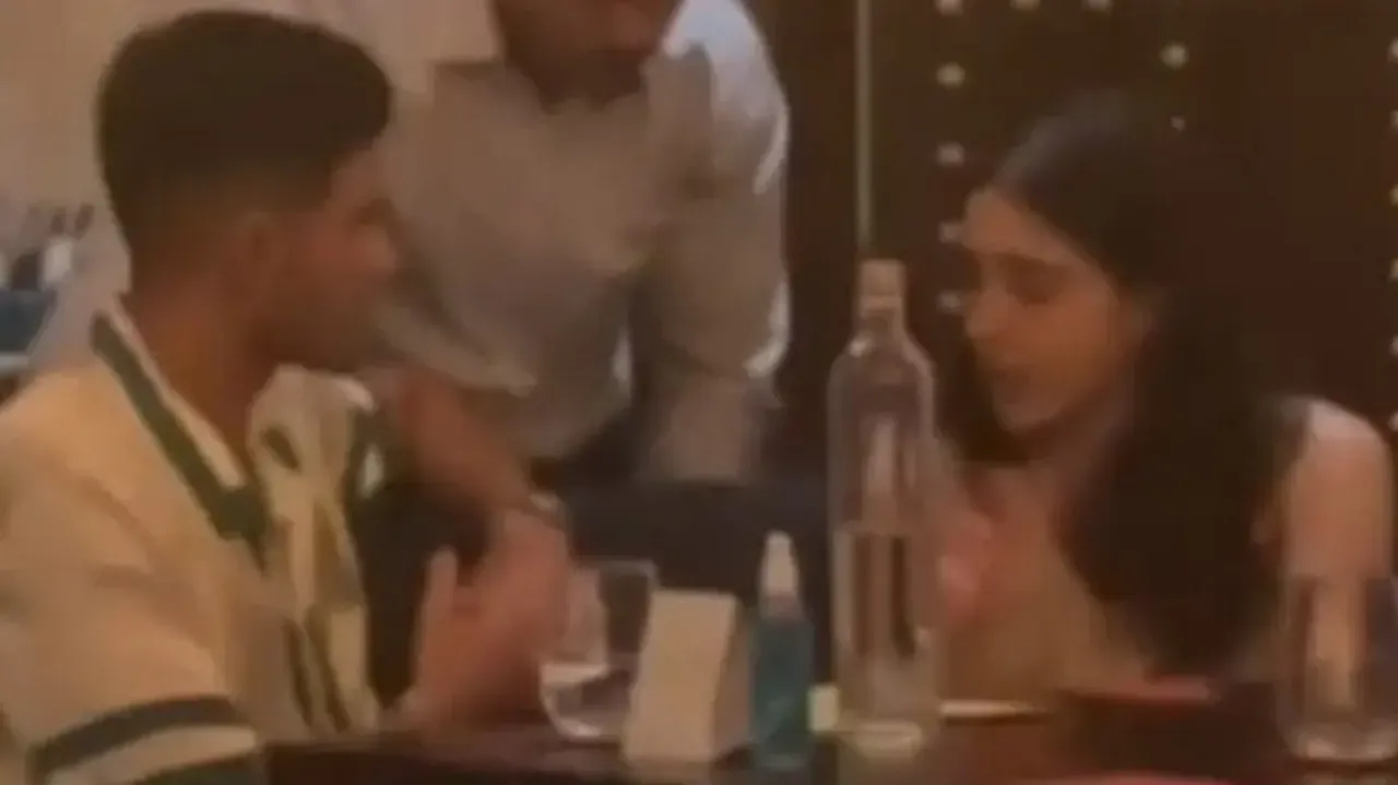 Sara Ali Khan seen having dinner with cricketer Shubman Gill at Mumbai restaurant
