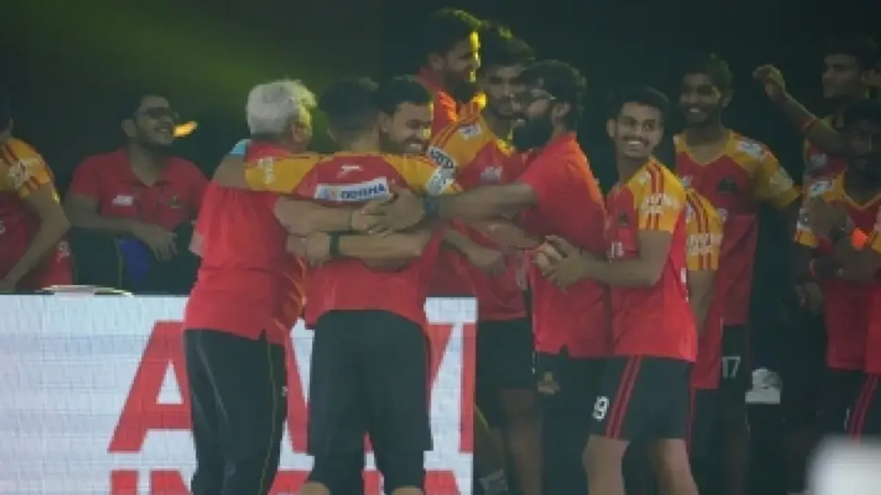 Ultimate Kho Kho: Odisha Juggernauts thrash Gujarat Giants to enter final