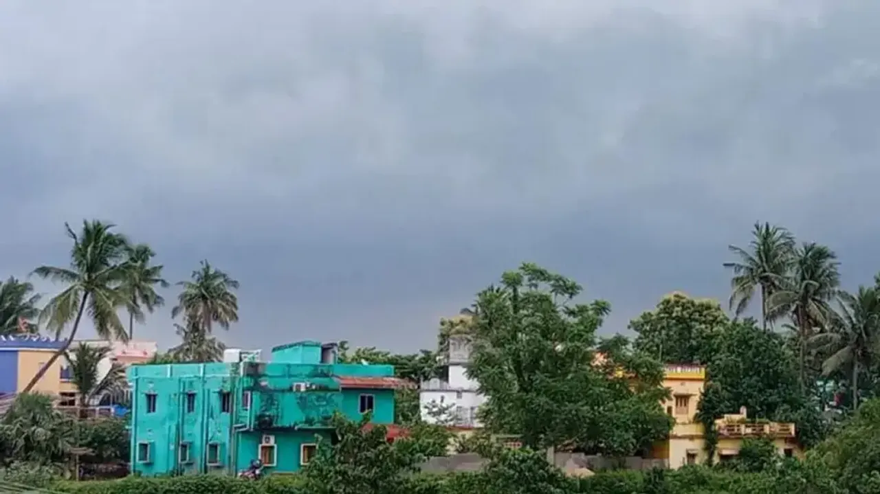 Low Pressure to trigger heavy rainfall