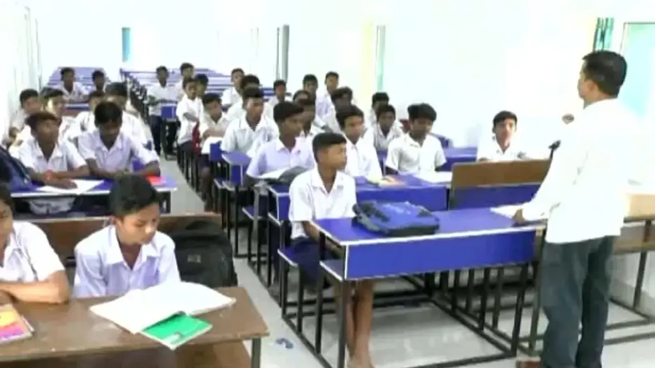 OTV impact: Sonepur district admin provides smart classroom to Class 9 students