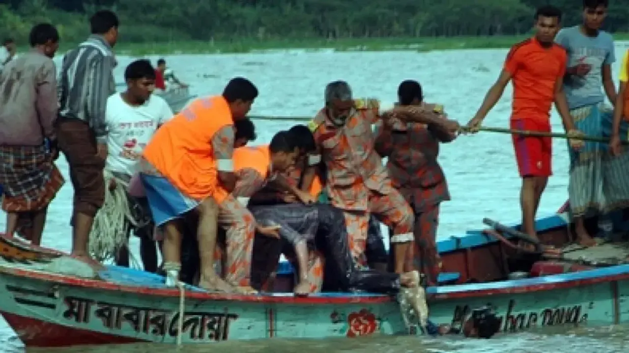 Bangladesh Boat Capsize 