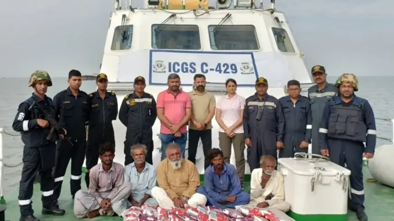 50 kg heroin worth Rs 350 cr seized from Pakistani boat near IMBL