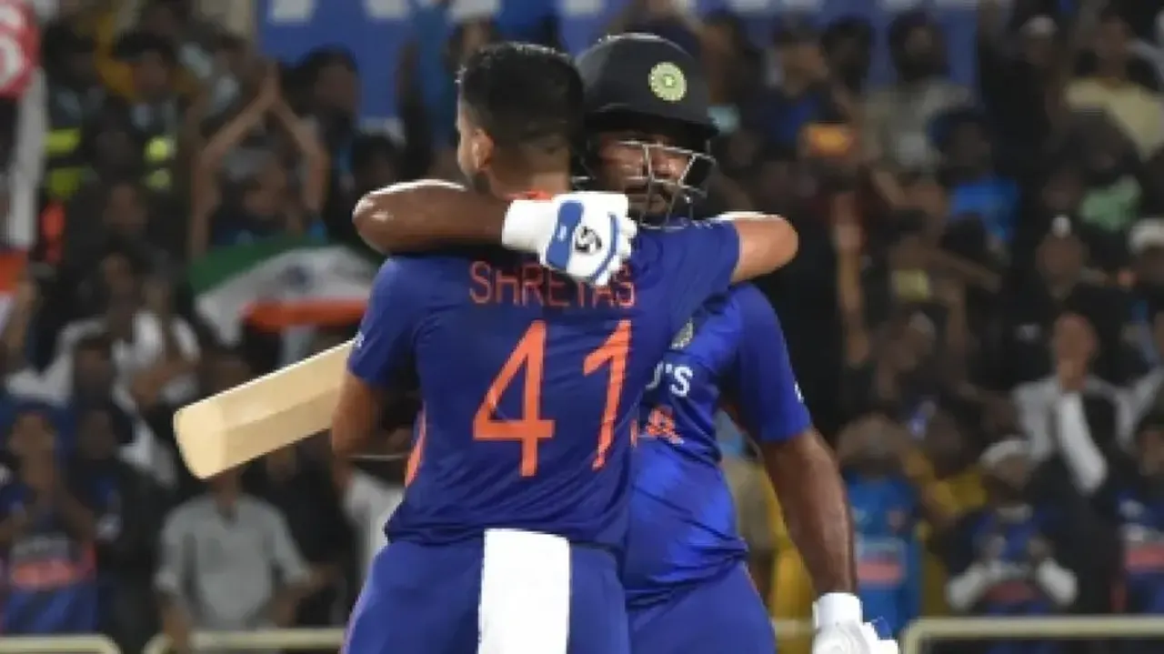 India defeats South Africa in 2nd ODI