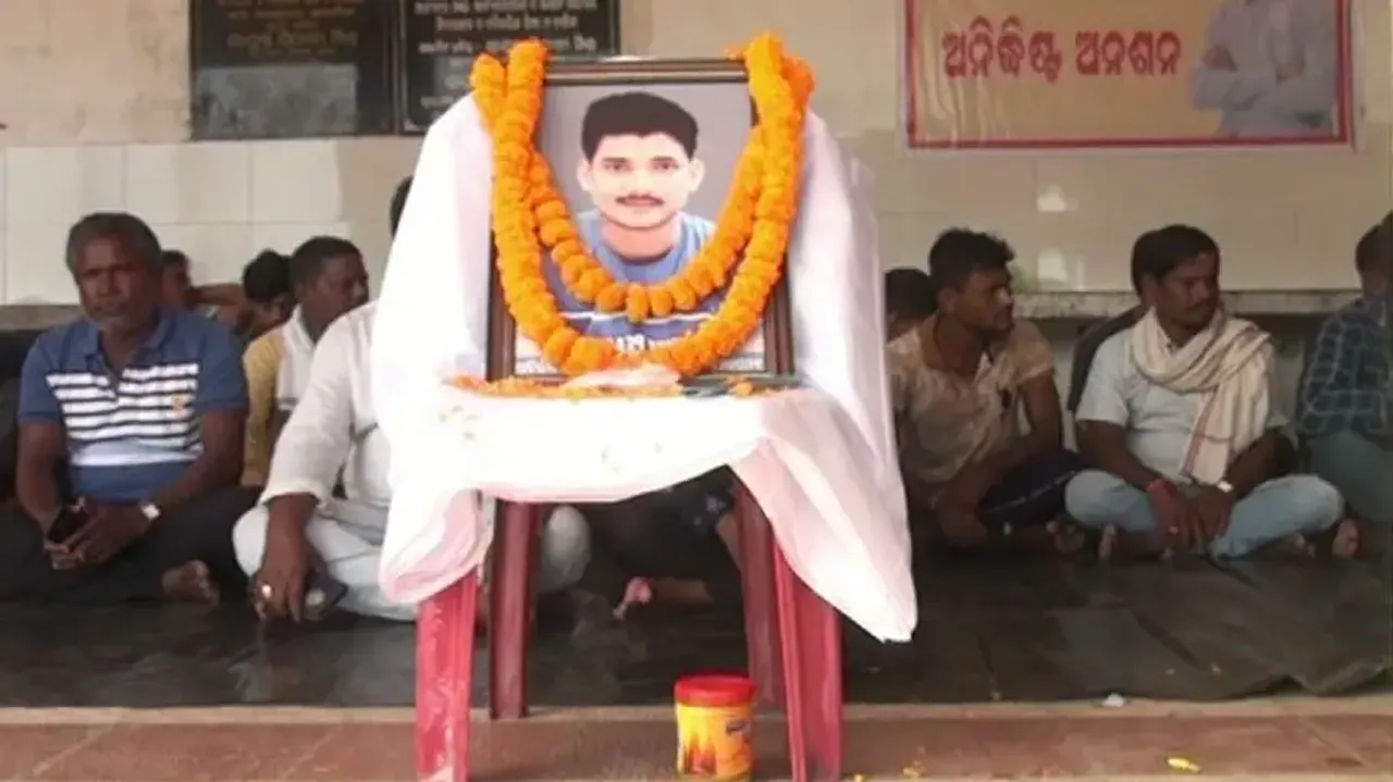 Sanjay Das Burma's aide death case: Kin demand CBI probe into 'murder'