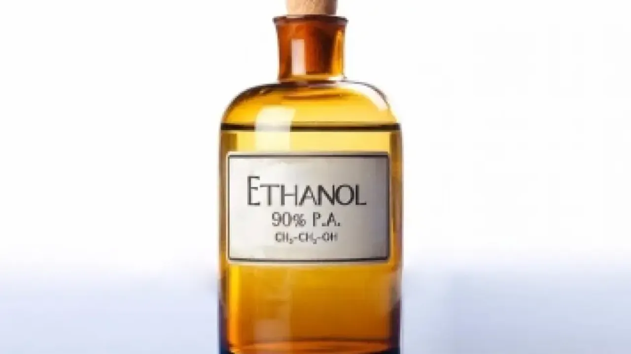 Govt urges distilleries to maximise ethanol production