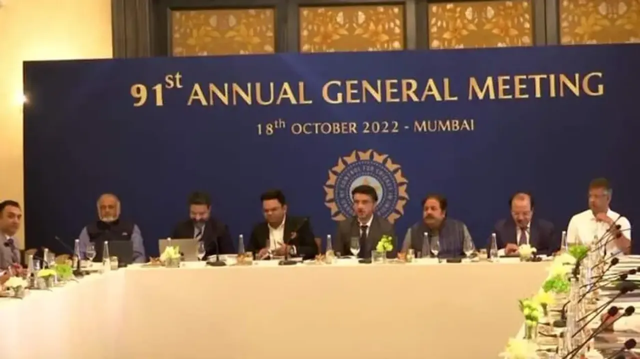 Binny elected BCCI president, takes over from Ganguly