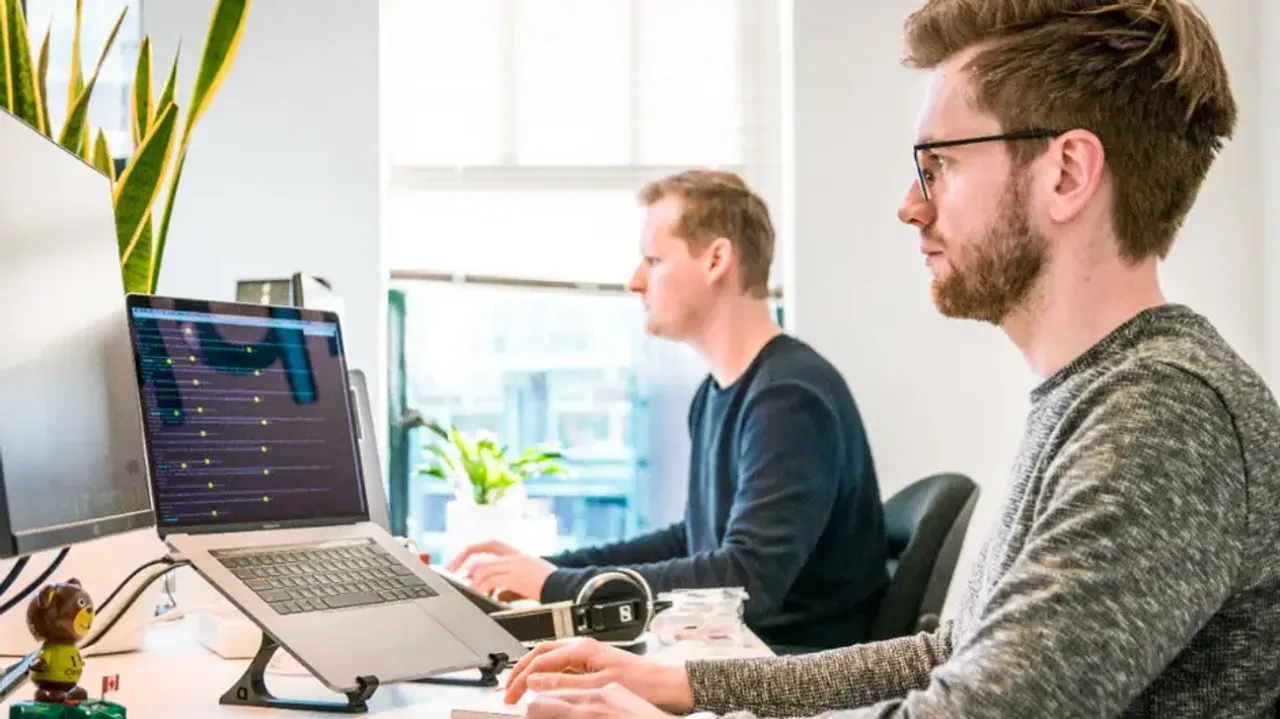 Bad habits at work that will put you in trouble