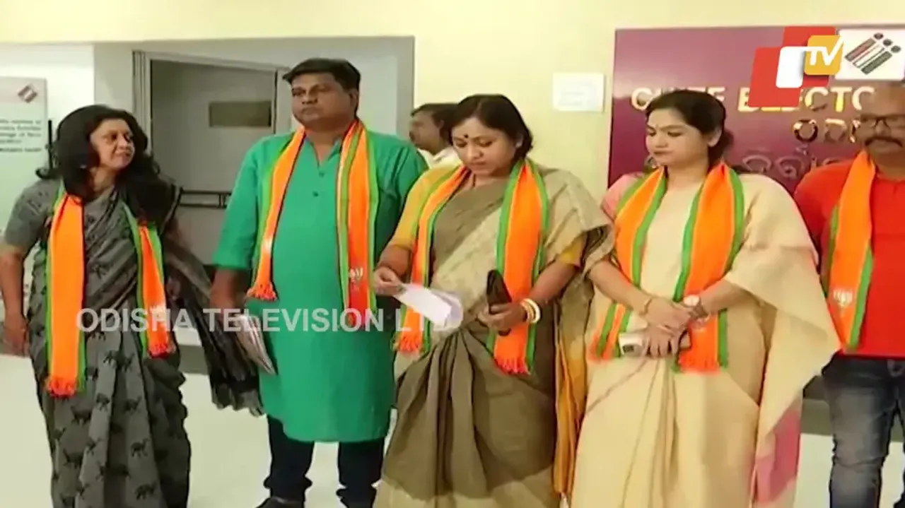 Archana Nag case: Opposition slams BJD; BJP threatens to gherao Naveen Niwas