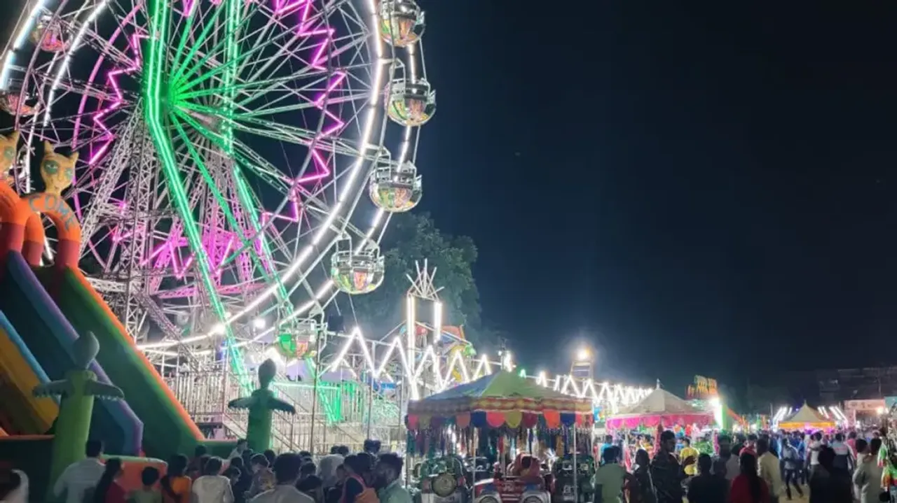 joyrides at Bali Yatra