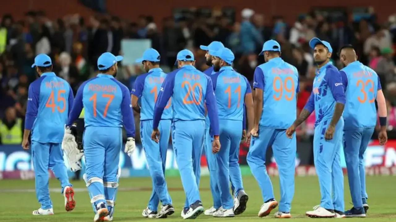 T20 World Cup: Pakistan PM takes dig at Team India after semifinal loss against England