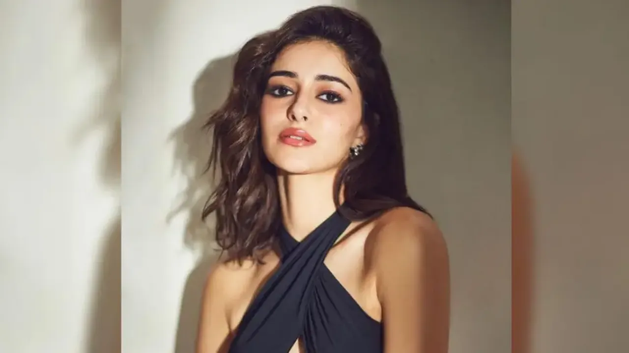 Hotness alert! Ananya Panday's hot and sultry pictures burns Internet