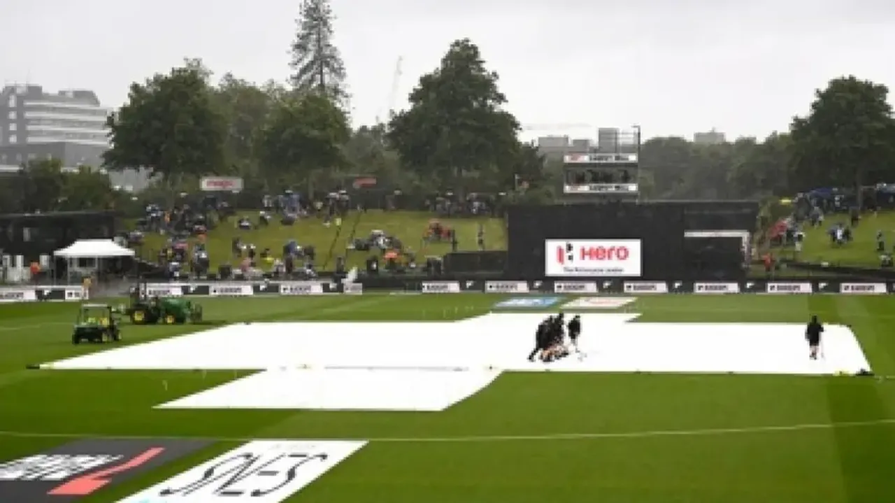 India vs New Zealand, 2nd ODI reduced to 29 overs a side following rain interruption