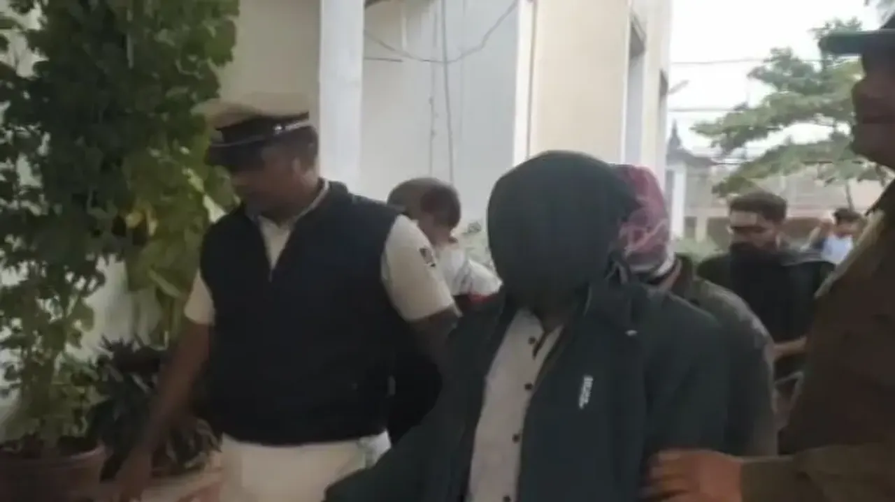 6 fake Maoists arrested on extortion charges in Rayagada