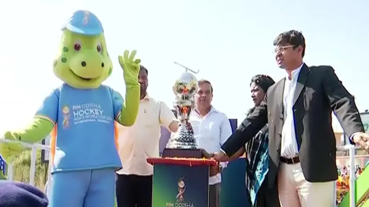 Odisha welcomes FIH Hockey Men’s World Cup Trophy with culture & tradition