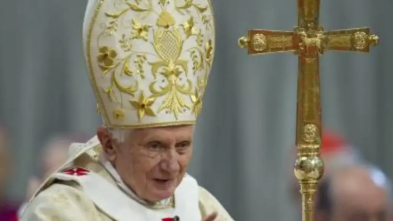 Former Pope dies at 95