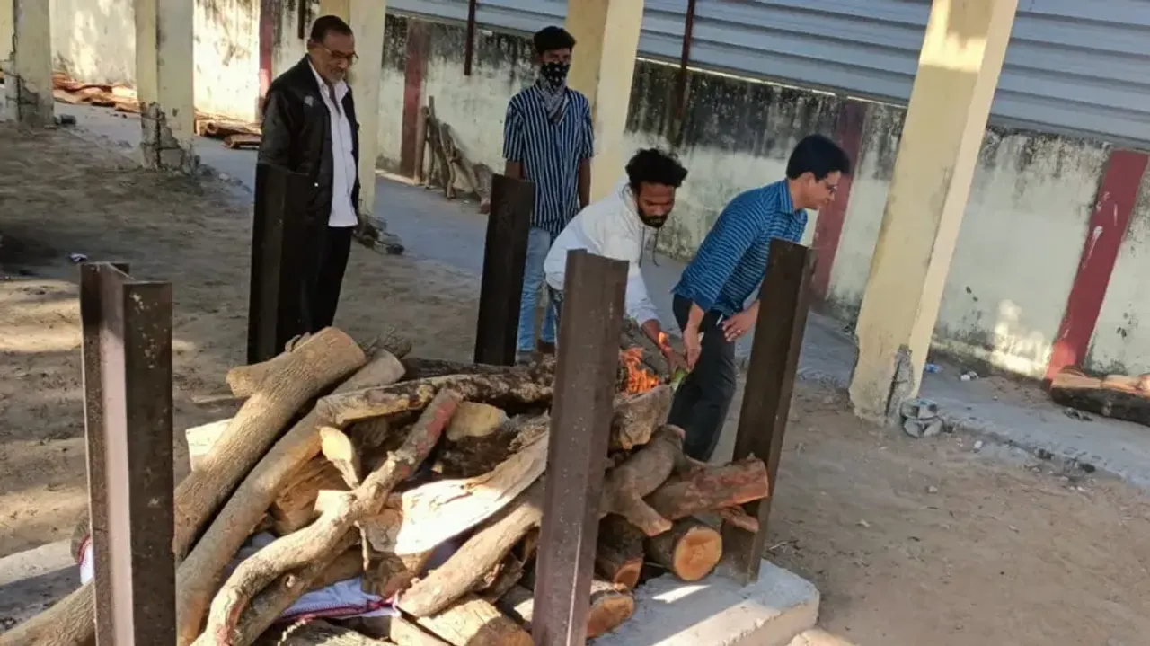 Doctor Performs Last Rites